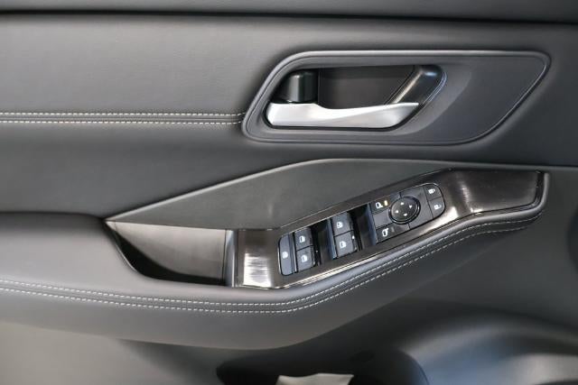 2027 Nissan Rogue Dark Armor