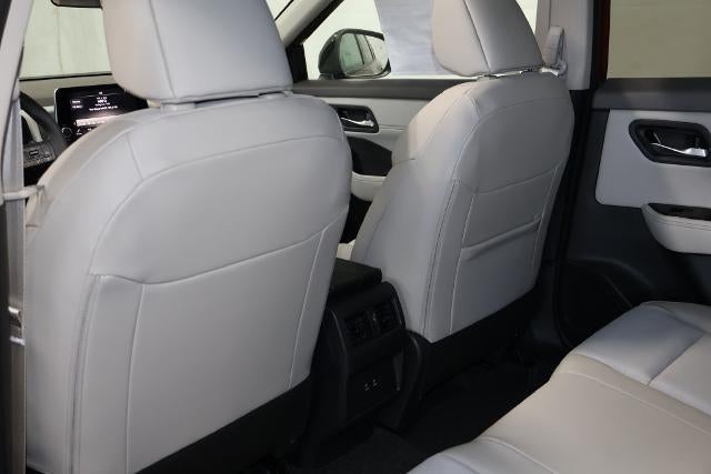 2027 Nissan Rogue Dark Armor™ Intelligent AWD [[2027_ROGUE_1323]]