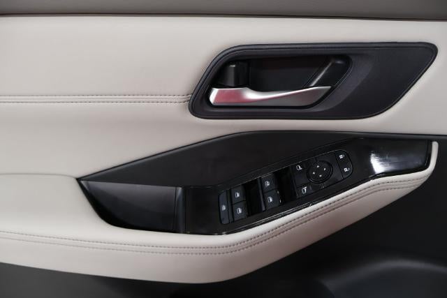 2027 Nissan Rogue Dark Armor™ Intelligent AWD [[2027_ROGUE_1323]]