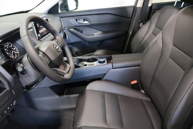2027 Nissan Rogue Dark Armor