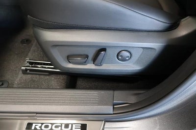 2027 Nissan Rogue Dark Armor