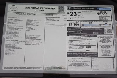 2025 Nissan Pathfinder SL