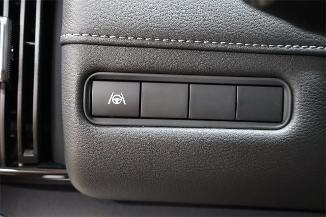 2025 Nissan Armada SV