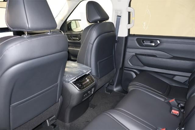 2025 Nissan Armada SV