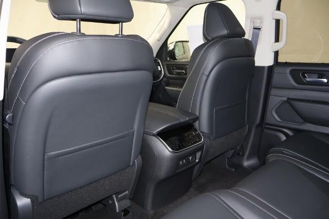 2026 Nissan Armada SV