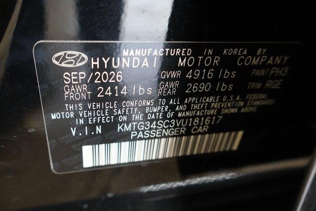 2027 Genesis G70 2.5T Sport Prestige