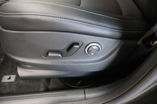2027 Genesis GV70 2.5T Select
