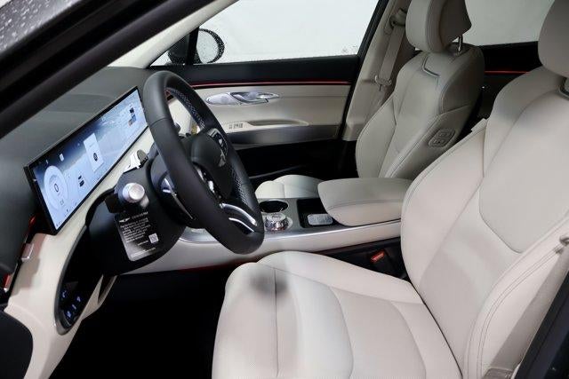 2027 Genesis GV70 2.5T Select
