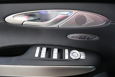 2027 Genesis GV70 2.5T Select