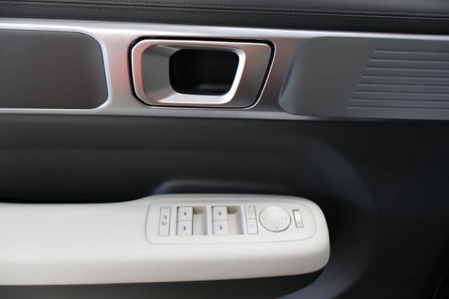 2027 Hyundai SANTA FE SE AWD