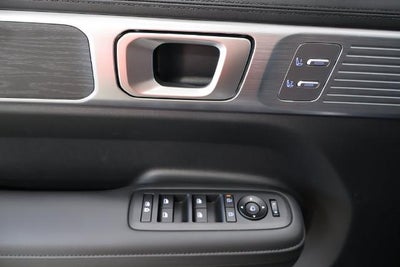 2027 Hyundai SANTA FE HYBRID Limited 7P AWD