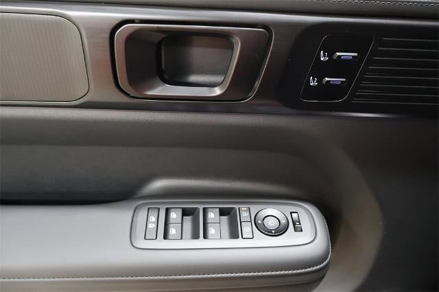 2026 Hyundai SANTA FE Hybrid Calligraphy AWD