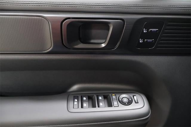 2026 Hyundai SANTA FE Hybrid Calligraphy AWD