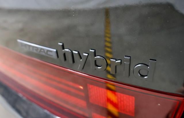 2026 Hyundai SANTA FE Hybrid Calligraphy AWD