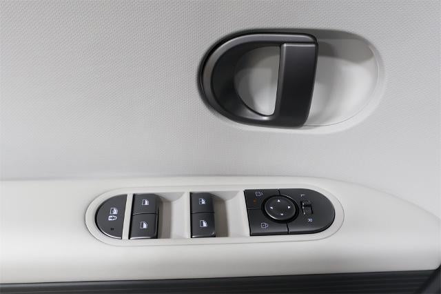 2025 Hyundai IONIQ 5 SE AWD