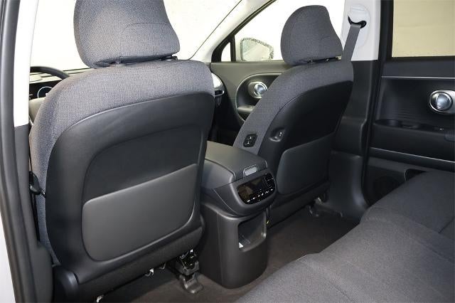 2026 Hyundai IONIQ 9 SE AWD