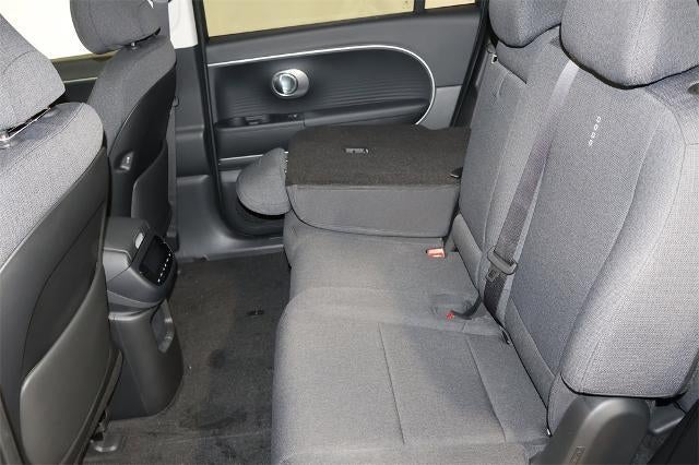 2026 Hyundai IONIQ 9 SE AWD