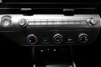 2026 Hyundai KONA SE FWD