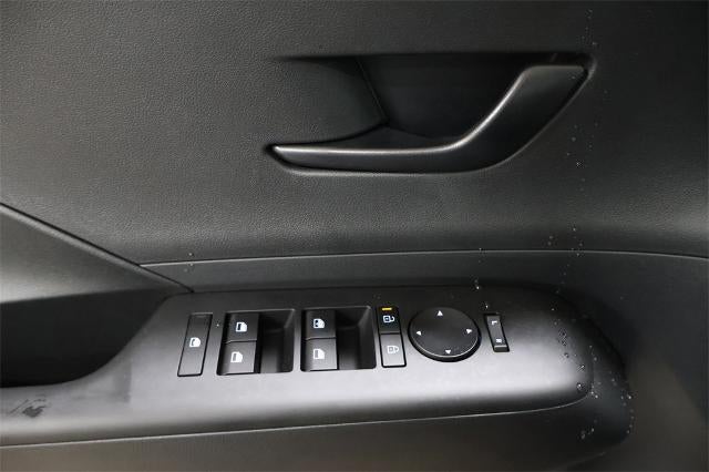 2026 Hyundai KONA SE AWD