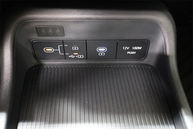 2026 Hyundai KONA SE AWD