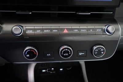 2026 Hyundai KONA SE AWD