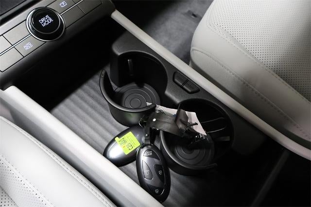 2026 Hyundai KONA SEL Premium FWD *Ltd Avail*