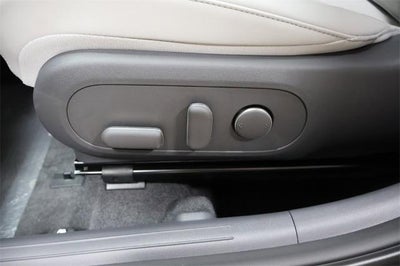 2026 Hyundai KONA SEL Premium FWD *Ltd Avail*