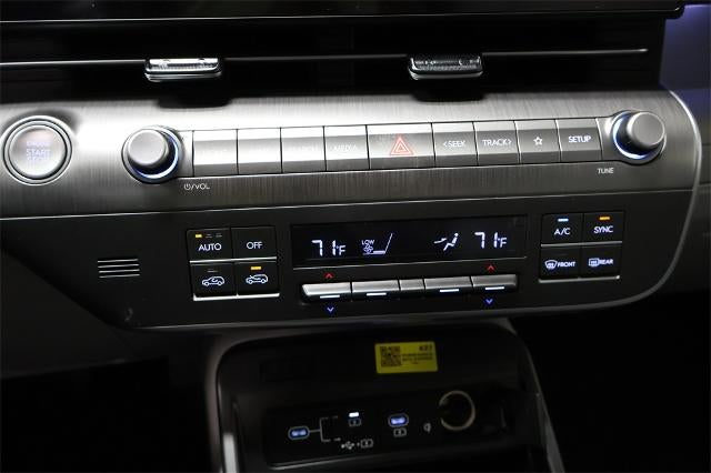 2026 Hyundai KONA SEL Premium FWD *Ltd Avail*