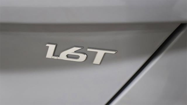 2026 Hyundai KONA SEL Premium FWD *Ltd Avail*