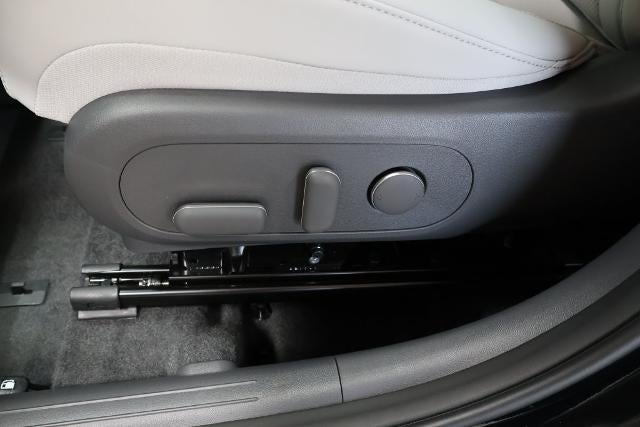 2027 Hyundai KONA SEL Premium FWD