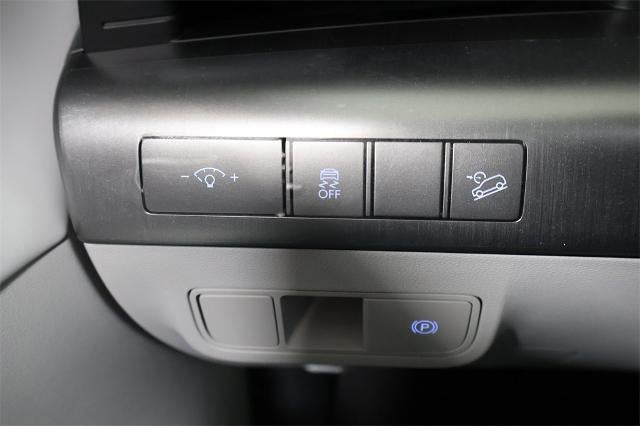 2026 Hyundai KONA SEL Premium FWD *Ltd Avail*