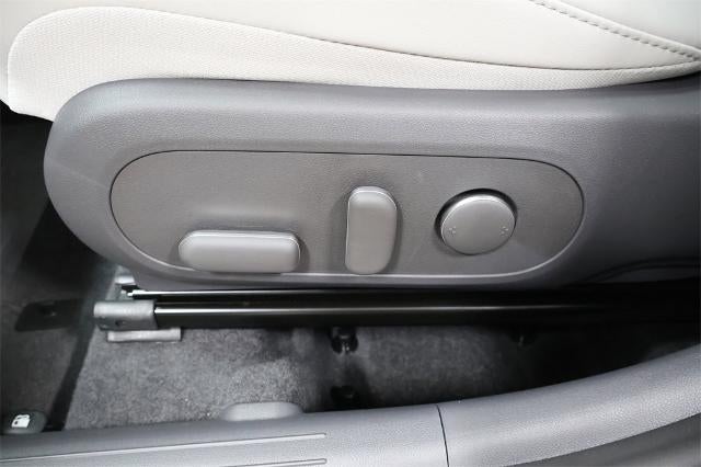 2026 Hyundai KONA SEL Premium FWD *Ltd Avail*