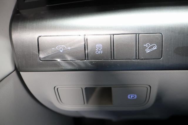 2026 Hyundai KONA SEL Premium FWD *Ltd Avail*