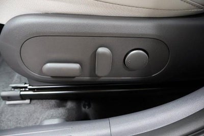 2026 Hyundai KONA SEL Premium FWD *Ltd Avail*