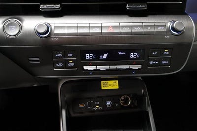 2026 Hyundai KONA SEL Premium AWD *Ltd Avail*