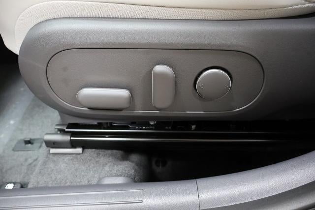 2026 Hyundai KONA SEL Premium AWD *Ltd Avail*