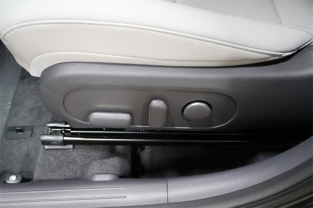 2026 Hyundai KONA Limited FWD *Ltd Avail*