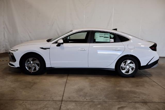2027 Hyundai SONATA SE FWD