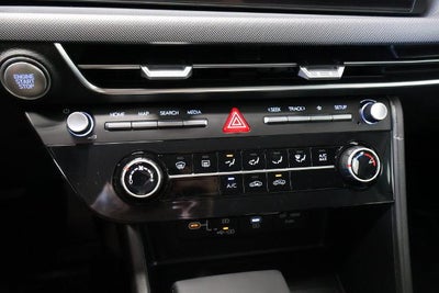 2027 Hyundai SONATA SE FWD