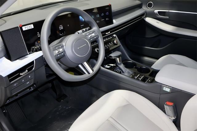 2026 Hyundai SONATA SE FWD