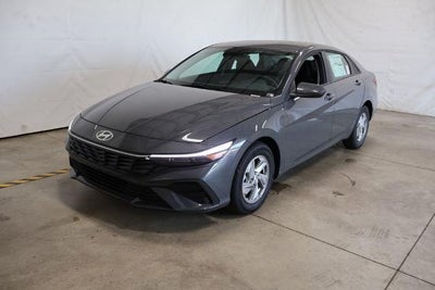 2026 Hyundai ELANTRA SE Sedan