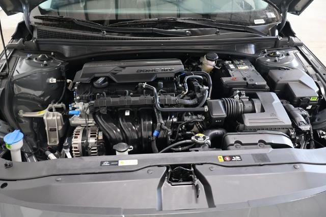 2026 Hyundai ELANTRA SE Sedan