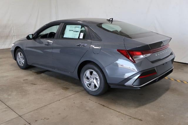 2026 Hyundai ELANTRA SE Sedan