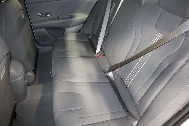 2026 Hyundai ELANTRA SEL Sport IVT