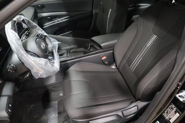 2026 Hyundai ELANTRA SEL Sport IVT