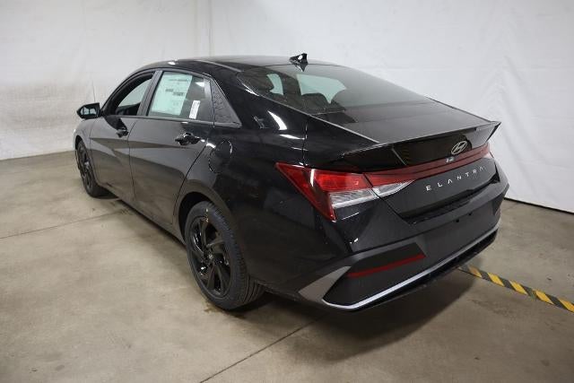 2026 Hyundai ELANTRA SEL Sport IVT