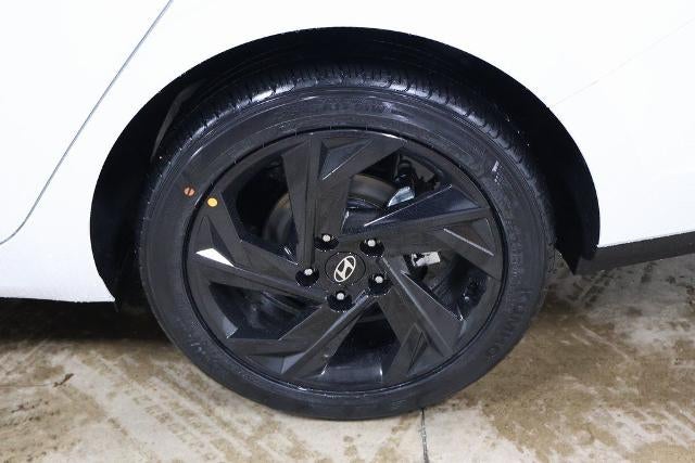 2026 Hyundai ELANTRA SEL Sport IVT