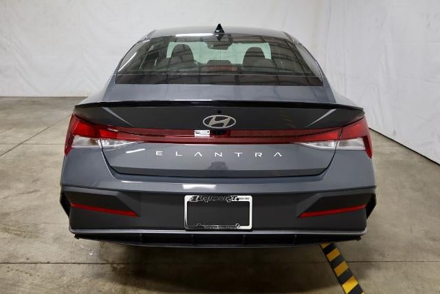 2026 Hyundai ELANTRA SEL Sport IVT