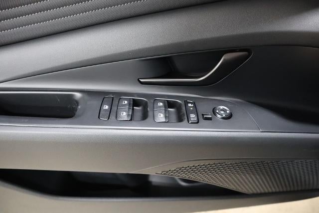 2026 Hyundai ELANTRA SEL Sport IVT