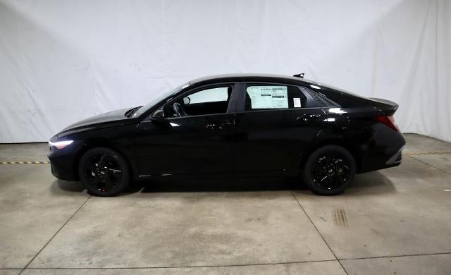 2026 Hyundai ELANTRA SEL Sport IVT
